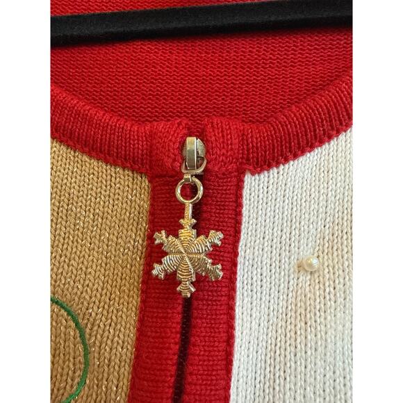 Sophia Jayne Red, Gold, and White Patch Stitch Santa Novelty Print Zip Up Vest - Picture 5 of 7